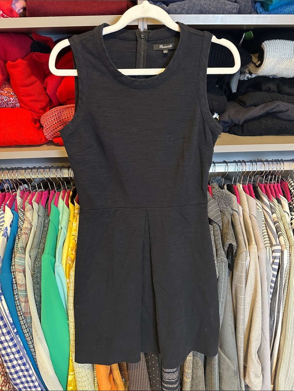 Madewell black sleeveless front pleat back zipper closure dress size XS